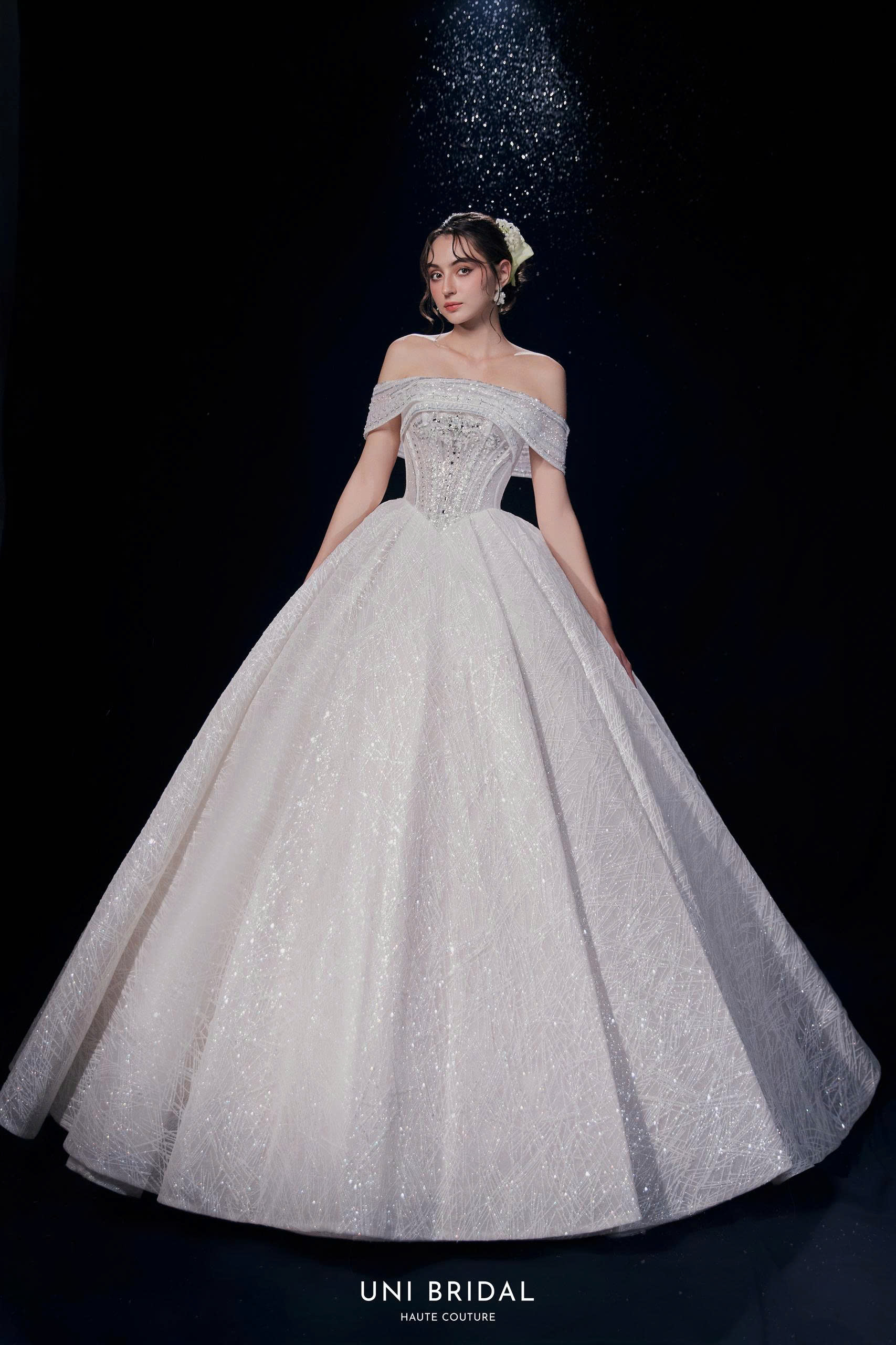 Váy cưới The Regal Muse