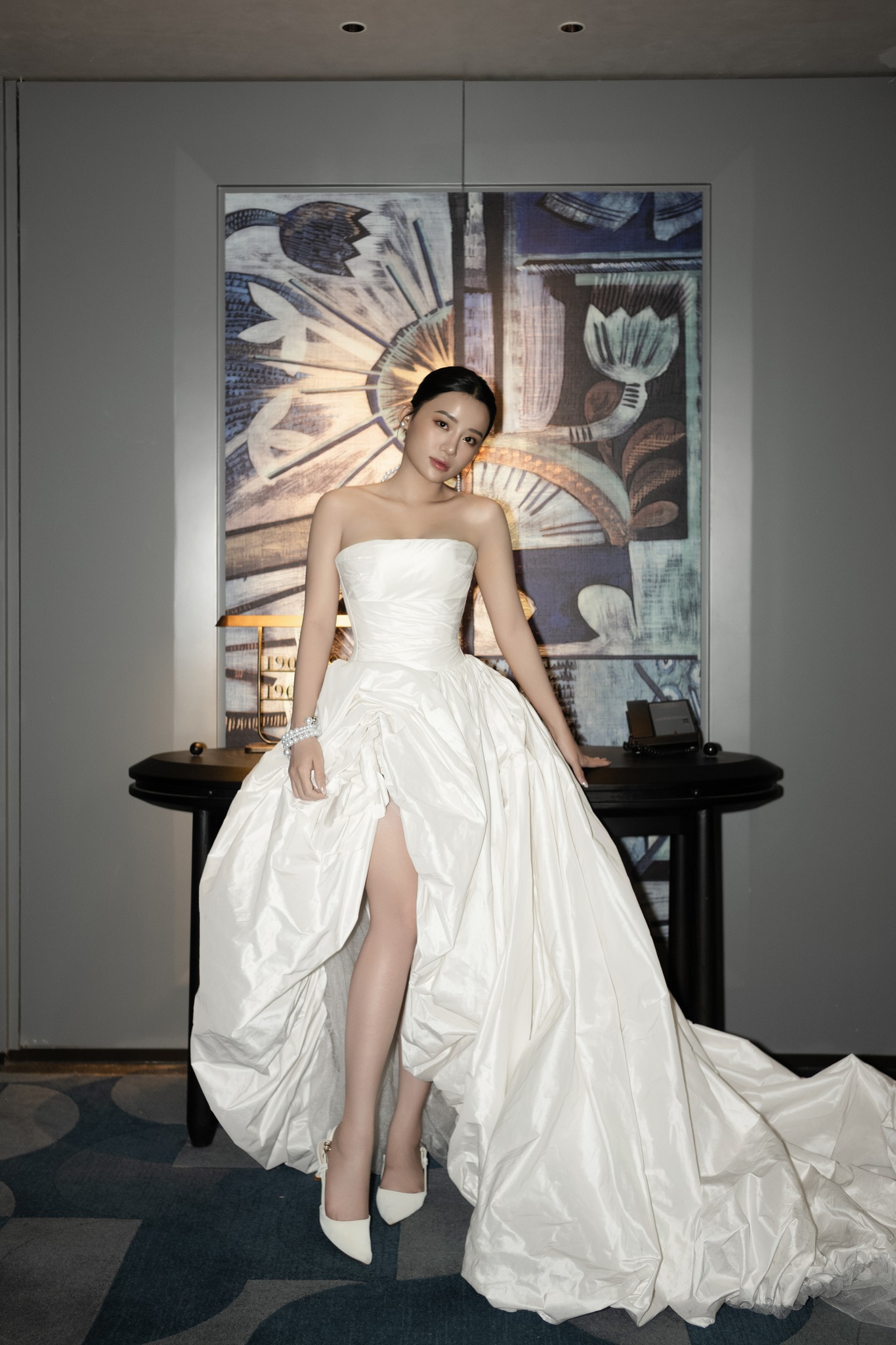 Mẫu váy cưới hot trend được nhiều nàng dâu yêu thích lựa chọn