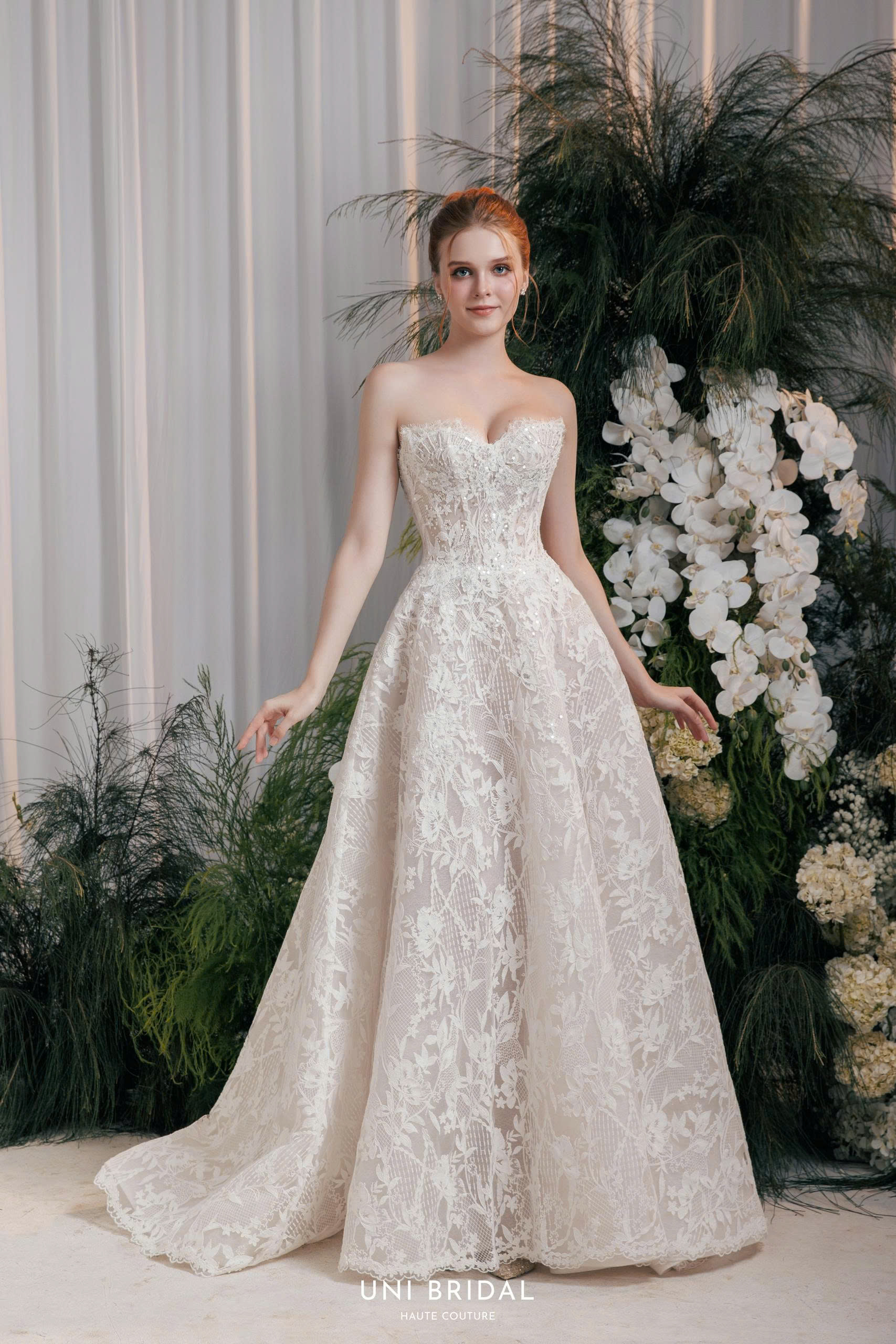 Dáng váy A-line được lòng của nhiều nàng dâu