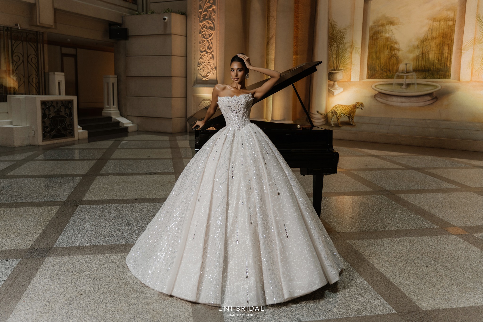 Từng chi tiết điếm xuyến của một chiếc váy cưới đều chứa đựng ý nghĩa riêng