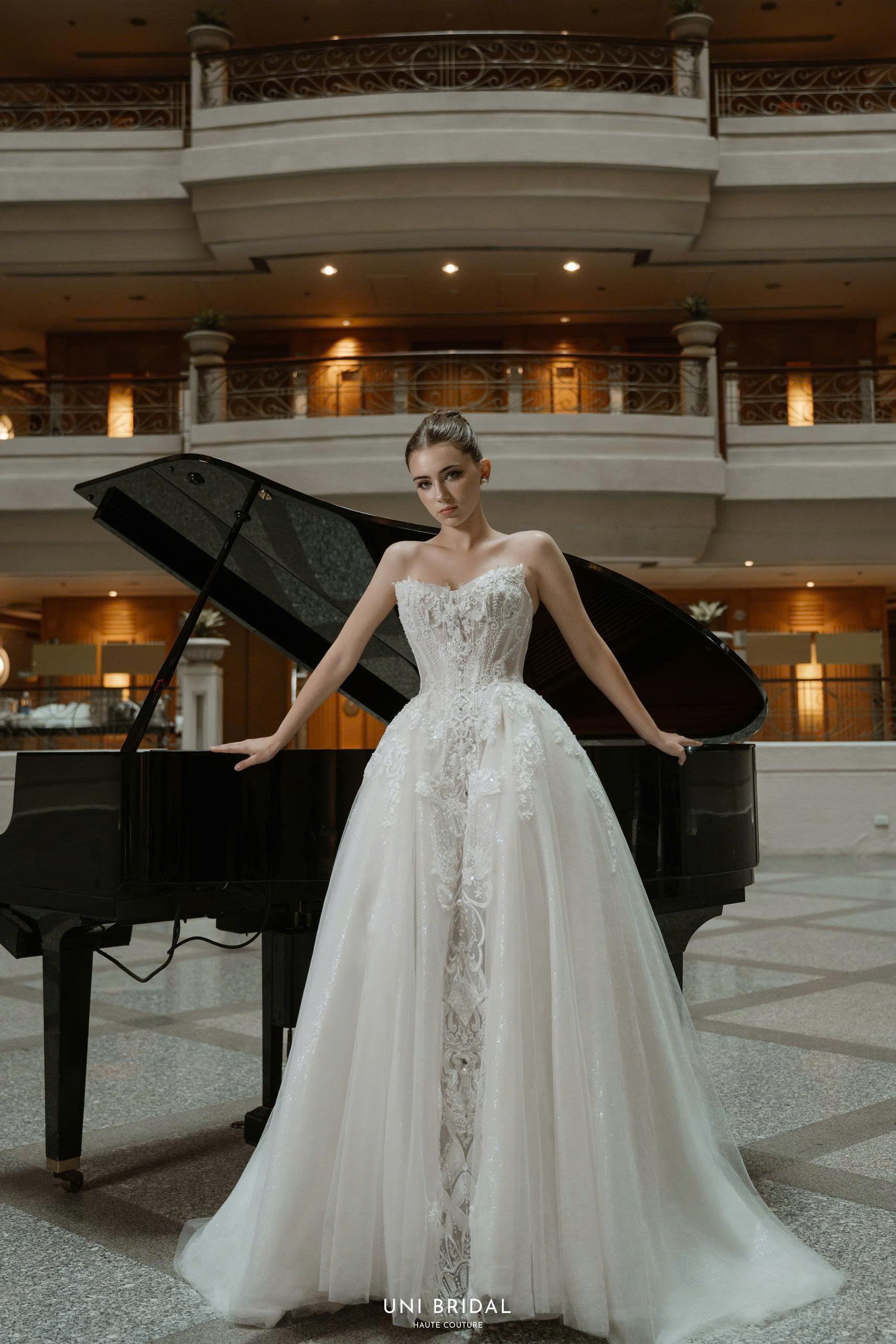 Mẫu váy cưới sang trọng thuộc BST Chorus of Dreams